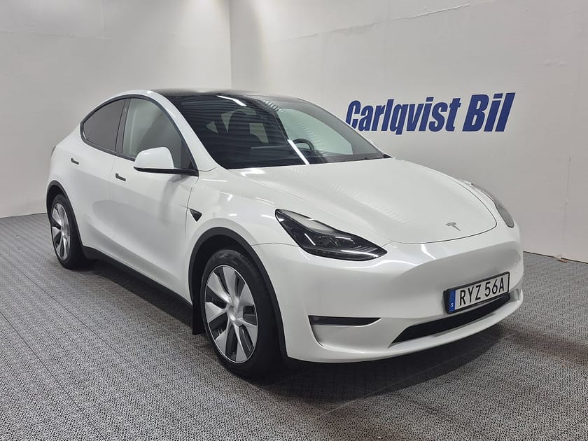 Bild 3 av Tesla Model Y Long Range AWD 514HK 4x4 Panorama Läder