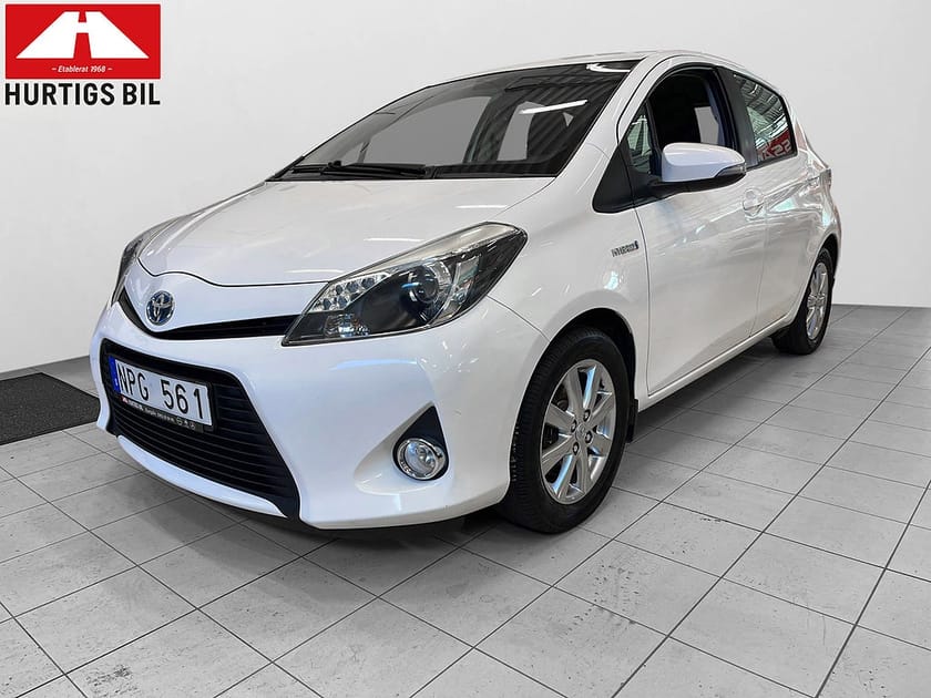 Bild 1 av Toyota Yaris Hybrid e-CVT Active Backkamera-Värmare