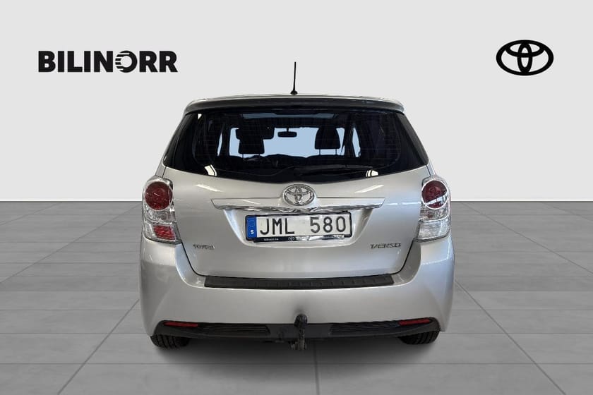 Bild 5 av Toyota Verso 2.0 D-4D KAMKEDJA 7-sits Drag