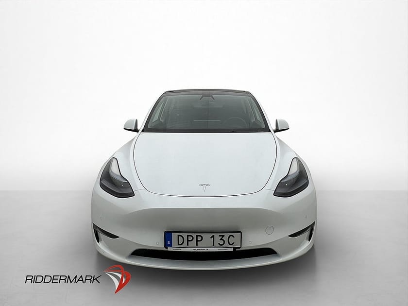Bild 2 av Tesla Model Y Long Range AWD Svensksåld Värmepump MOMS