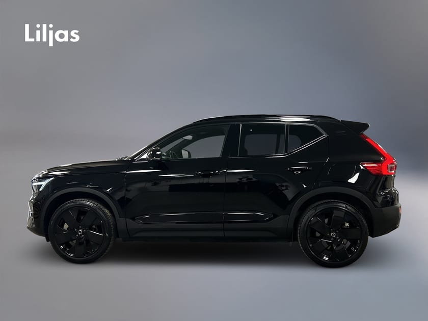 Bild 3 av Volvo EX40 Single Motor Extended Range M R Ultra Black Edt//360-kamera//Glastak//