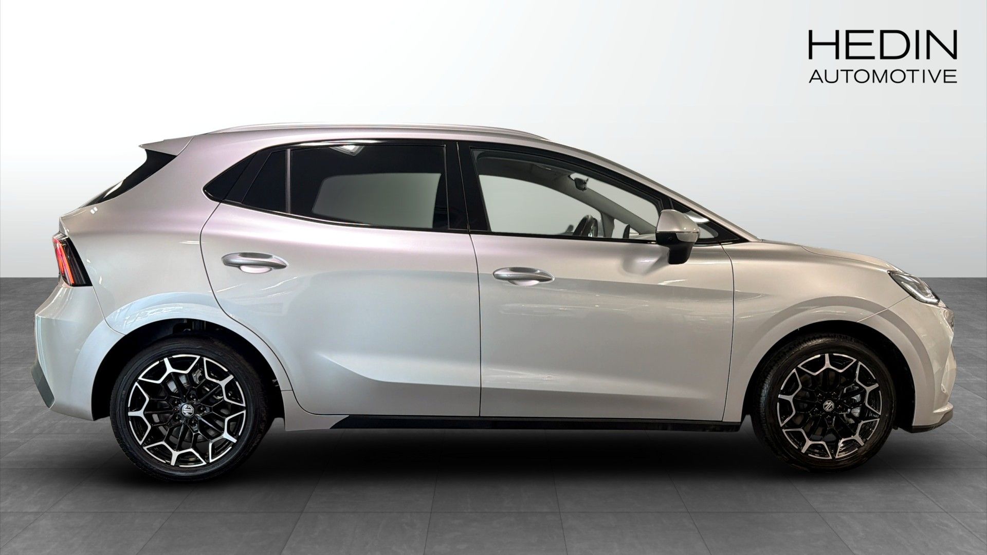 MG MG4 Urban PREMIUM 54KWH 2026, kuva 6/10