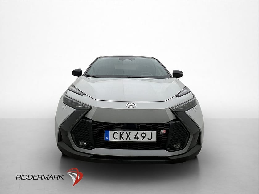 Bild 2 av Toyota C-HR PHEV GR Sport Premiere HUD JBL 360° Navi Adapt-fart