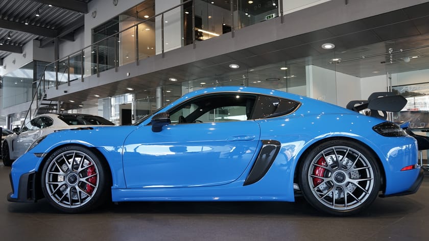 Bild 4 av Porsche 718 Cayman GT4 RS Weissach / Magnesiumhjul