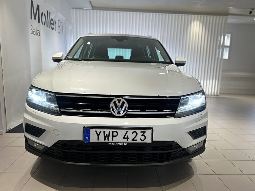 Bild 2 av Volkswagen Tiguan 2.0 TDI 150hk 4M Drag|Värmare|B-Kamera|Carplay