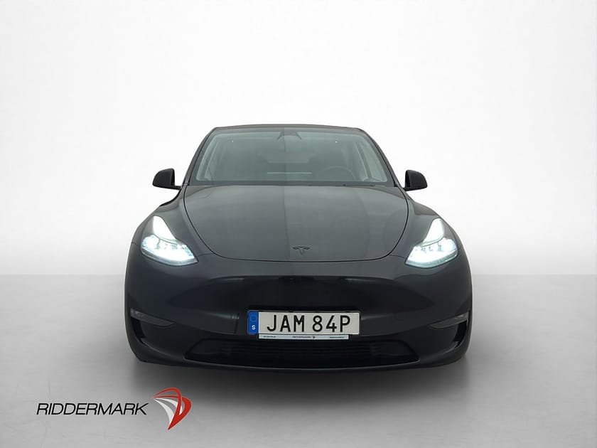Bild 3 av Tesla Model Y Long Range AWD MOMS Drag AP Pano Värmare 360°