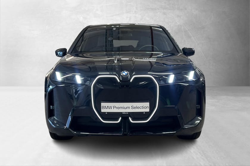 Bilde 2 av BMW iX xDrive60 xDrive60, Supercharged, M-Sport PRO, B&W,4-hjulsstyring