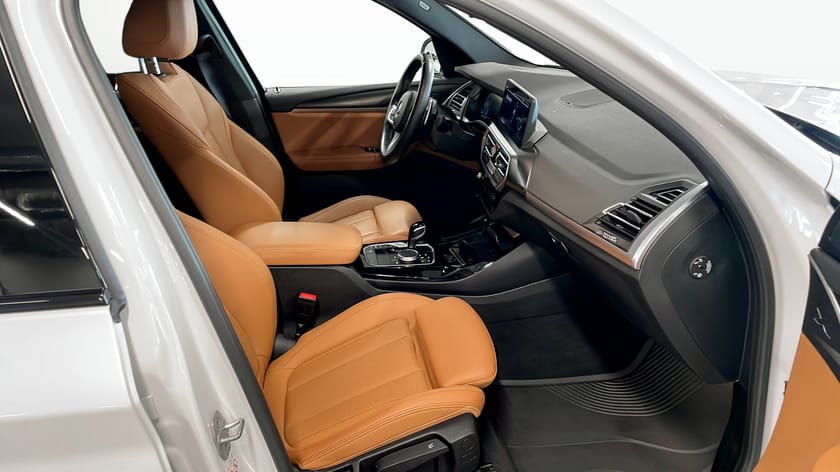 Bild 3 av BMW X3 xDrive30e M-sport Värmare Backkamera Carplay