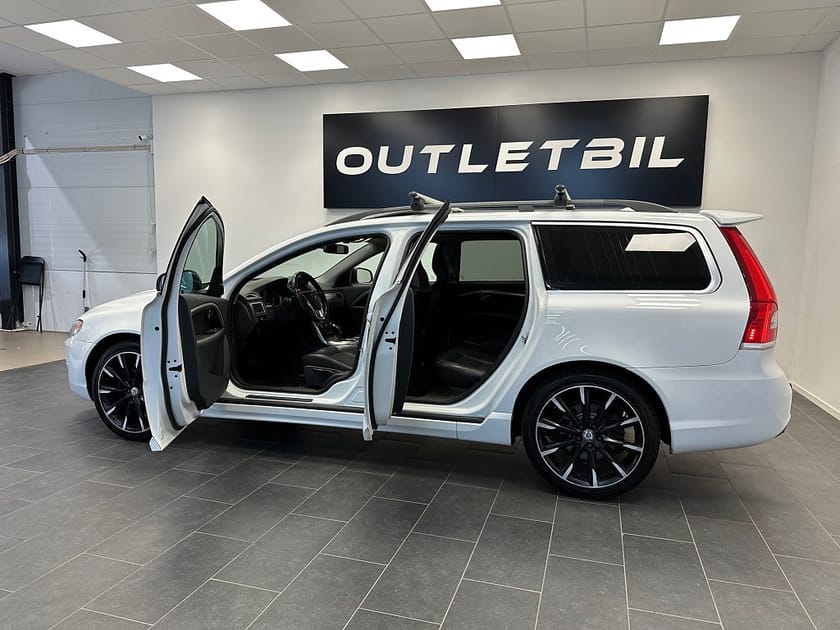 Bild 3 av Volvo V70 D4 Geartronic Momentum Business Edition Drag Navi