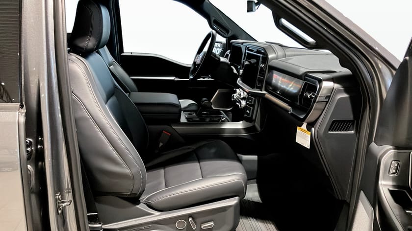 Bild 3 av Ford F-150 SuperCrew Lariat Black Edt V8 406hk / 0% Ränta