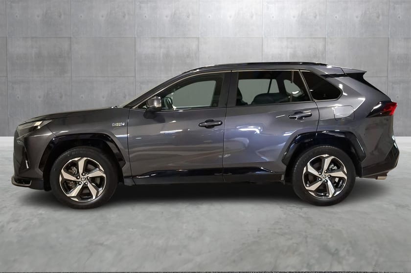 Bilde 2 av Toyota RAV4 Plug-in Hybrid Active Tech AWD- I 75 km WLTP