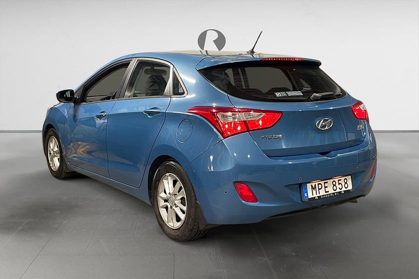 Bild 5 av Hyundai i30 1.6 135 HK FARTHÅLLARE 0.43L/MIL 866KR/ÅR NYSERV NYBES