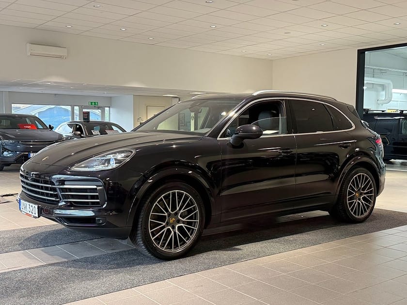 Bild 2 av Porsche Cayenne S 441 hk/PDCC/Pano/Sport chrono/Bose®/Bakaxelstyrning