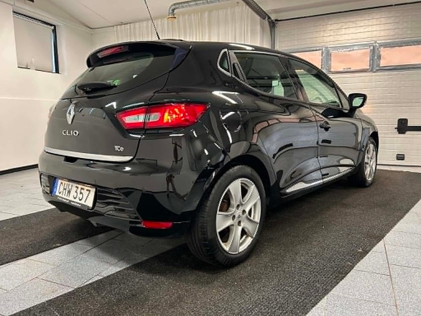Bild 2 av Renault Clio 0.9 TCe 90 hk Euro 6 1 ägare 6500 mil Navi