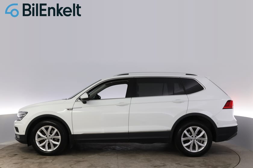 Bild 5 av Volkswagen Tiguan Allspace 7-sätes 180 TSI 4M DSG 7-sits Kamera Drag