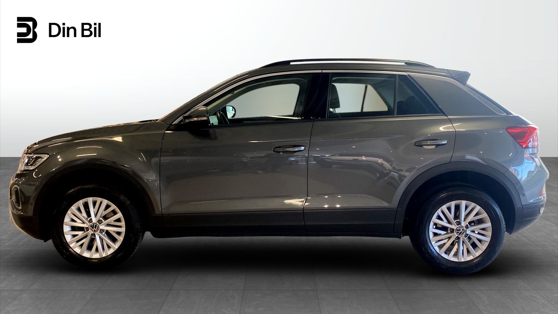 Volkswagen T-Roc 2023, photo 2/10