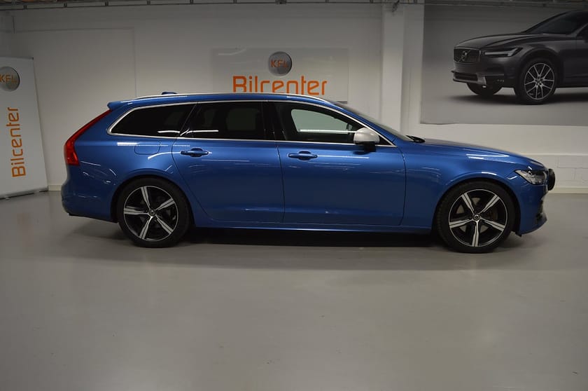 Bild 4 av Volvo V90 T4 R-Design V-Däck ingår Värmare-VoC-Elstol-CarPlay-Pil