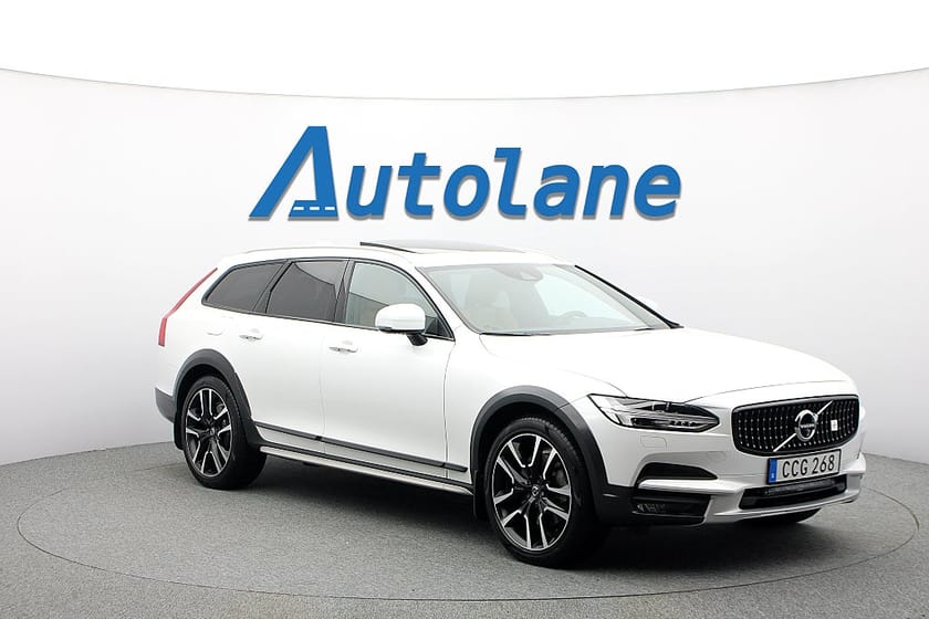 Bild 1 av Volvo V90 Cross Country D4 AWD Polestar, Pano, B&W, HUD, 360°, 20", Drag