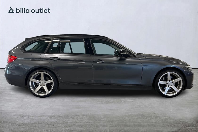 Bild 5 av BMW 328i Touring aut Sport line 245hk Drag Rattvärm PDC LågaMil