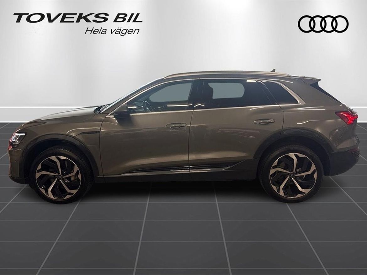 Audi Audi Q8 55 e-tron quattro — bild 5