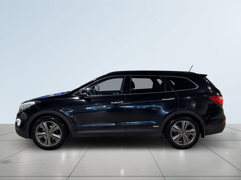 Bild 4 av Hyundai Grand Santa Fe 2.2 4WD Premium Plus Pano Drag Kamera Skinn Mvärm SoV