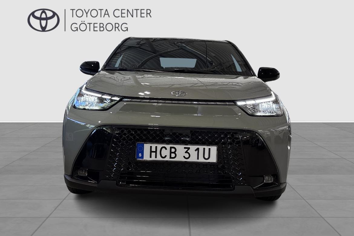 6 / 11