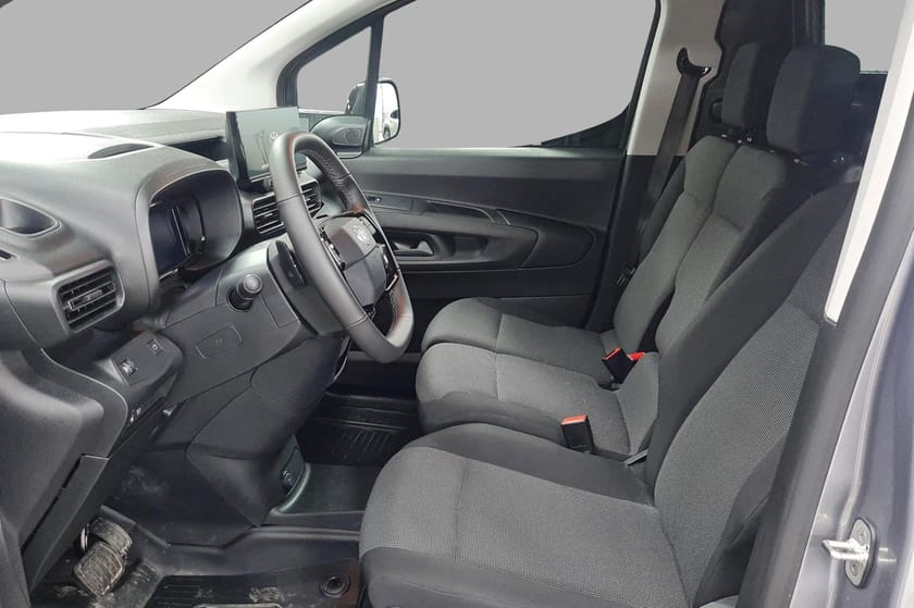 Bilde 4 av Toyota ProAce City Electric L2 Comfort Plus - Nye modellen - Hengerfeste