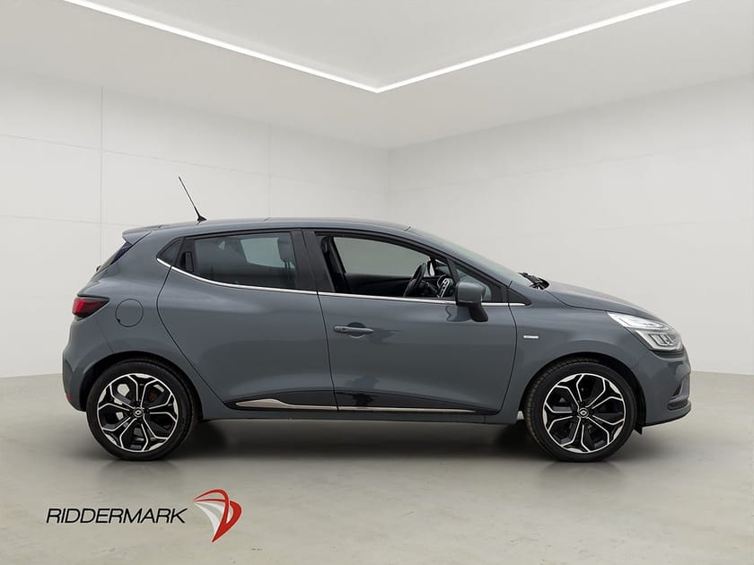 Bild 3 av Renault Clio 0.9 TCe 90hk Urban Edition Style Pano Halvskinn