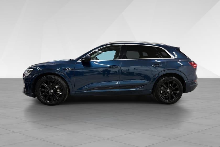 Bilde 3 av Audi e-tron 55 quattro Luftfjæring, Panorama, Head Up, krok, El seter,