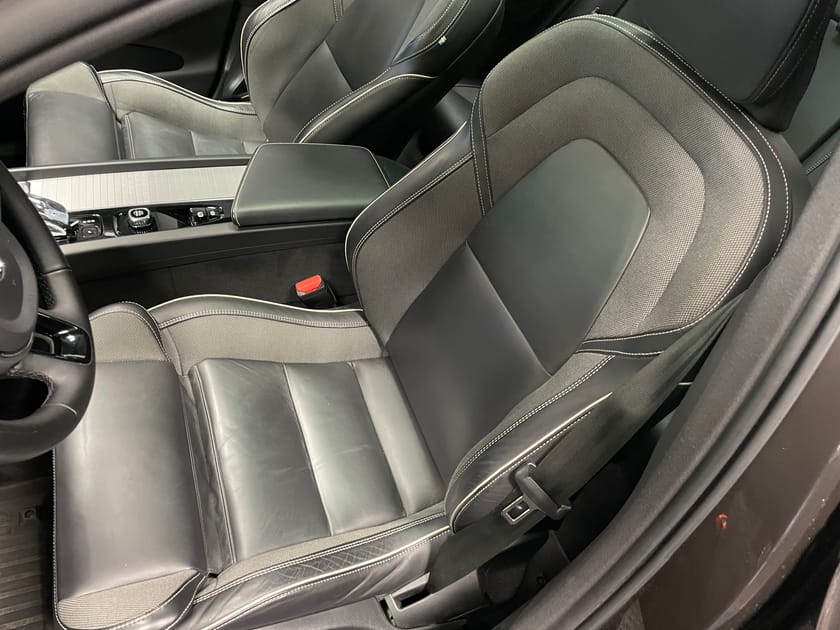 Bild 4 av Volvo XC60 Recharge T6 Ultimate Dark