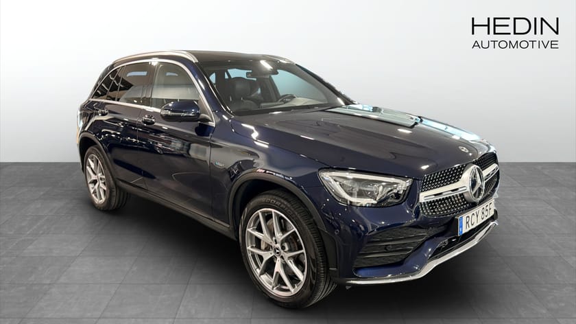 Bild 2 av Mercedes-Benz GLC 300 e 4MATIC SUV / AMG PAKET / PANORAMA / 20" ALU