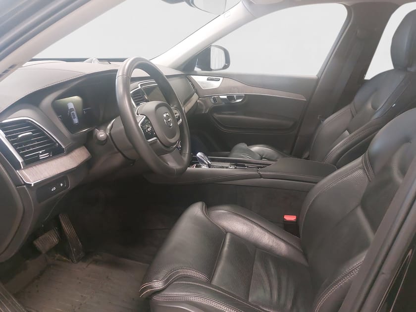 Bild 5 av Volvo XC90 7-seater Recharge T8 Ultimate Dark Edition.