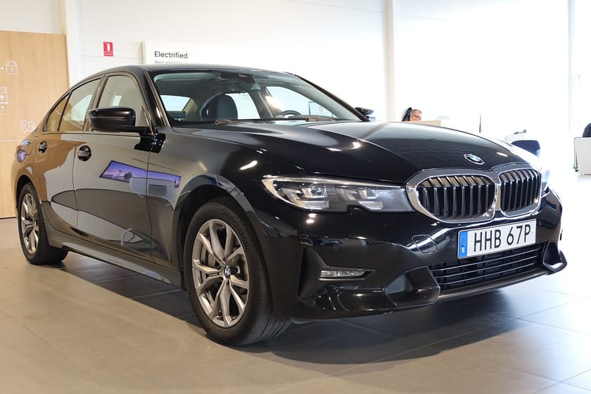 Bild 4 av BMW 330e Sedan Steptronic Sport line H&K Navi Läder CarPlay
