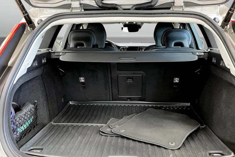 Volvo V60 Cross Country