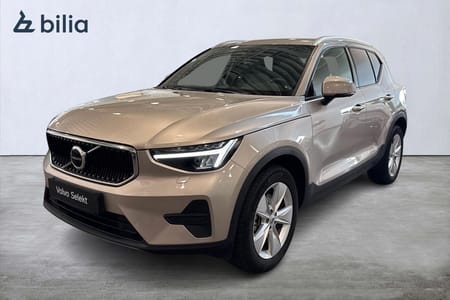 Volvo XC40 B4 FWD Bensin Core SE II Mörkt tonade rutor