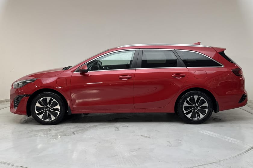 Bild 2 av Kia Ceed Sportswagon Plug-in Hybrid 1.6 SW (141hk) Advance Plus