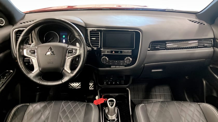 Bild 4 av Mitsubishi Outlander PHEV CVT, 224hk, |Backkamera|