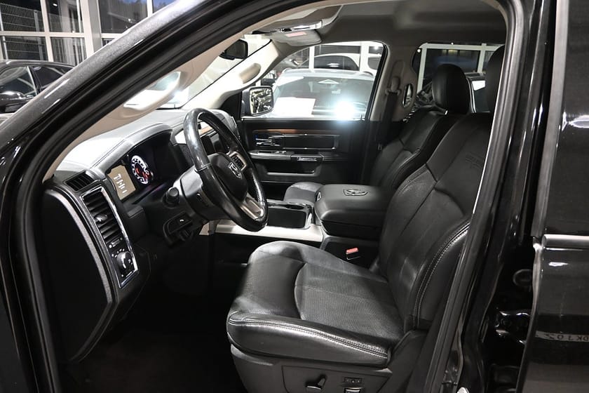 Bild 5 av RAM 1500 Crew Cab