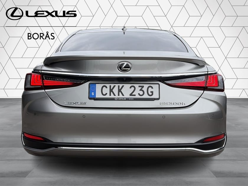 Bild 4 av Lexus ES 300h Executive Teknikpaket, ML, 360 kamera, Trippel-LED
