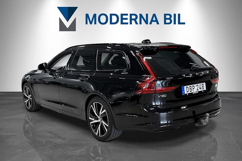 Bild 4 av Volvo V90 Recharge T6 AWD Dark Plus Moms Kamera H/K Skinn Drag