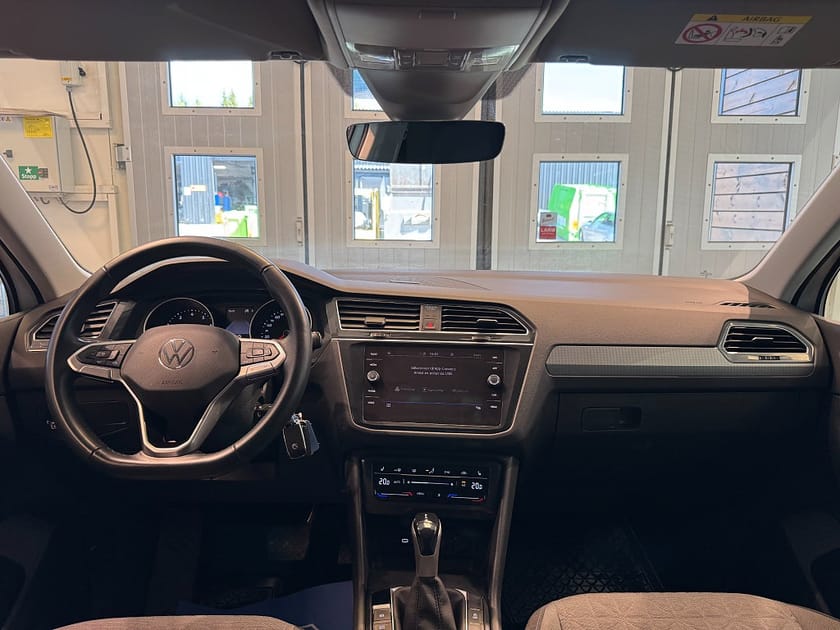 Bild 5 av Volkswagen Tiguan 1.5 TSI ACT Drag B-kamera Carplay Värmare MOMS 150hk