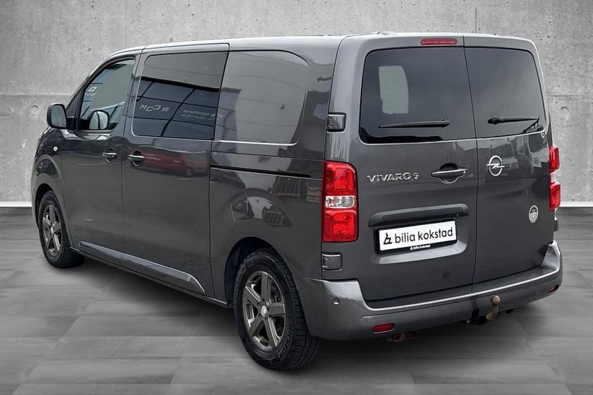 Bilde 2 av Opel Vivaro-e Varebil Elite L2 75 kWh 136hk Cruise/Krok/Kamera/DAB/BT