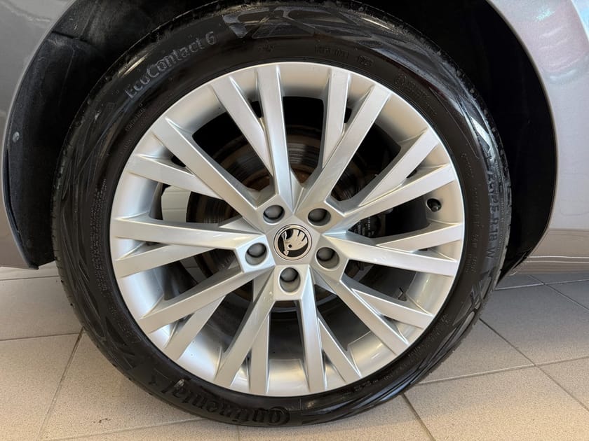Bild 5 av Škoda Superb Kombi 1,5 TSI 150 HK DSG7