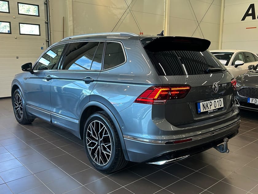 Bild 4 av Volkswagen Tiguan Allspace 7-sätes 7-sits 2.0 TDI AUT 4M R-Line Kamera/Drag/Värm