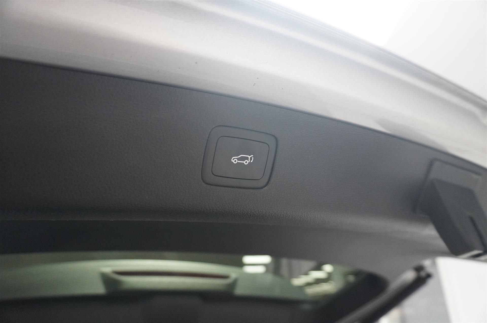 MG EHS PHEV Luxury Pano Drag 2021, bild 7/10