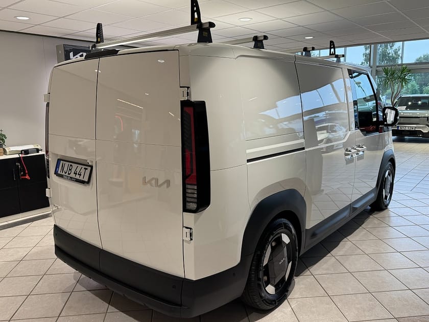 Bild 3 av Kia PV5 Long Range Cargo Plus PRO Inklädd+Lasthållare