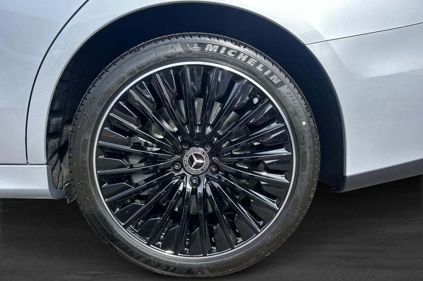 Bild 5 av Mercedes-Benz E 300 e