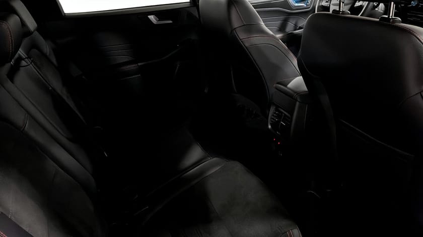 Bild 5 av Ford Kuga Plug-In Hybrid ST-Line X PHEV 225hk Automat
