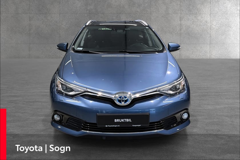 Bilde 4 av Toyota Auris Touring Sports Hybrid Style med panoramatak