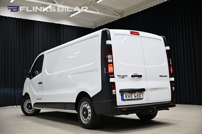 Bild 4 av Renault Trafic Skåpbil dCi 120HK L2|Lång|Drag|Värmare|PDC|EnÄgare|Leasbar
